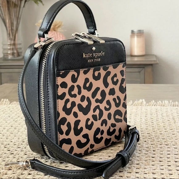 Kate Spade Daisy Vanity Crossbody Graphic Leopard Leather Top Handle Case Black - Picture 3 of 6